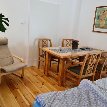 Apartmán Fewo Garten - Eigener Eingang- Wlan-Parkplatz,Netflix, Terrasse,Doppelbett Und Schlafcouch Oberhausen  Exteriér fotografie