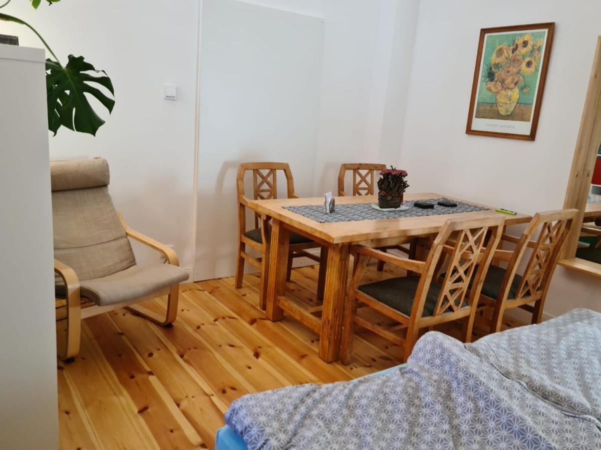 Apartmán Fewo Garten - Eigener Eingang- Wlan-Parkplatz,Netflix, Terrasse,Doppelbett Und Schlafcouch Oberhausen  Exteriér fotografie